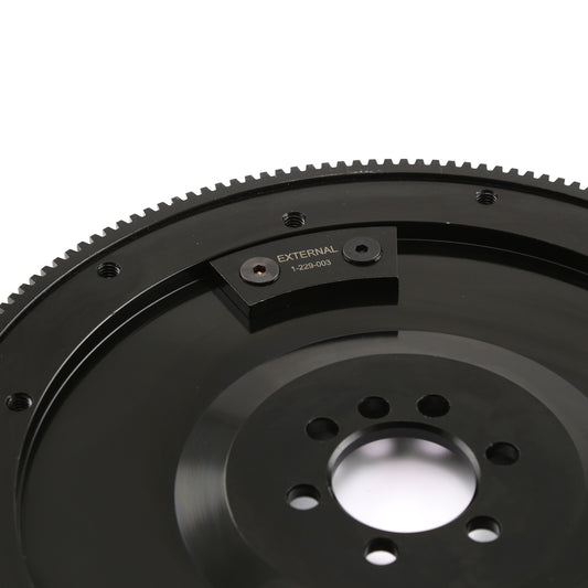 Volante SFI de óxido negro DNA® de 11" y 168 dientes para Chevy SBC 350 (última generación)