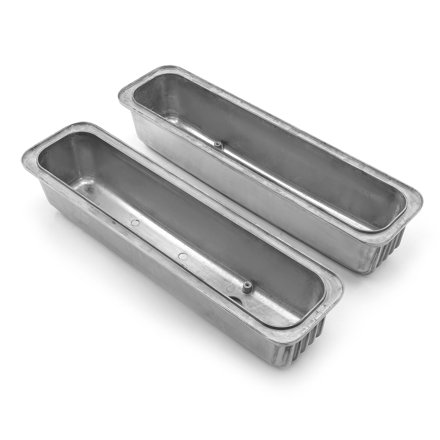 Chevy SBC 350 Center Bolt Nostalgic Finned Aluminum Valve Covers - Tall w/Hole